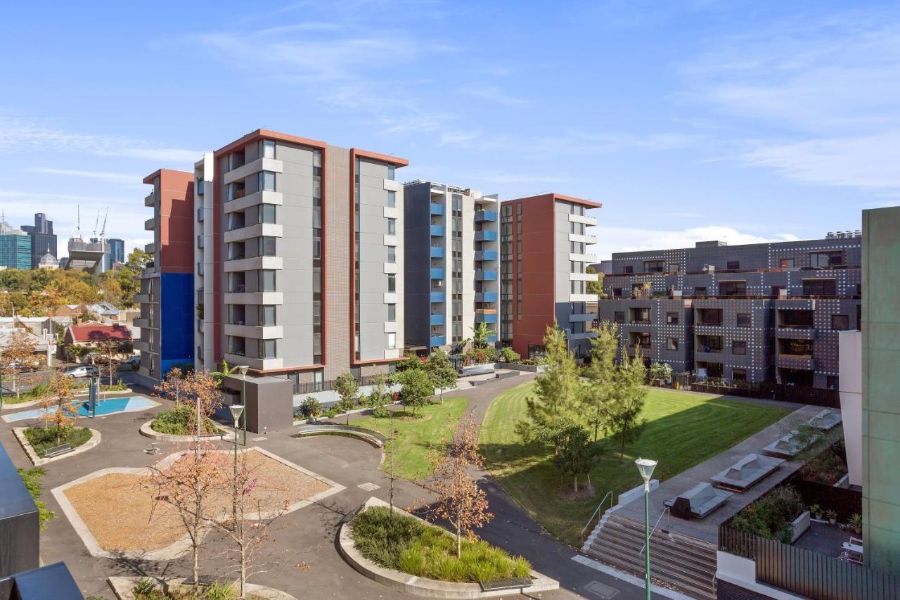 Palmerston St Apartments By Urban Rest เมลเบิร์น ภายนอก รูปภาพ